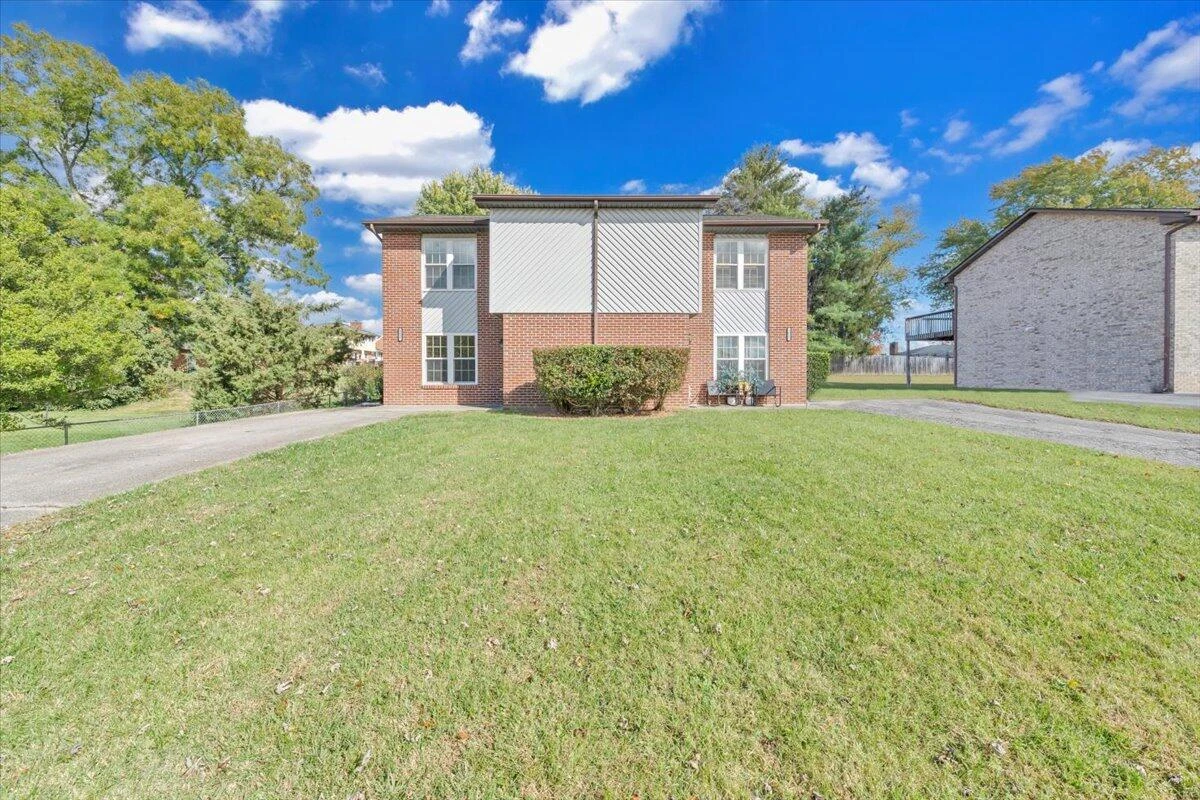 5015 Polly Hill LN #5017 - Photo 34