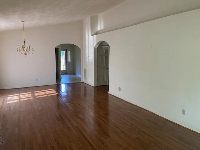 4509 Colonial Place DR - Photo 5