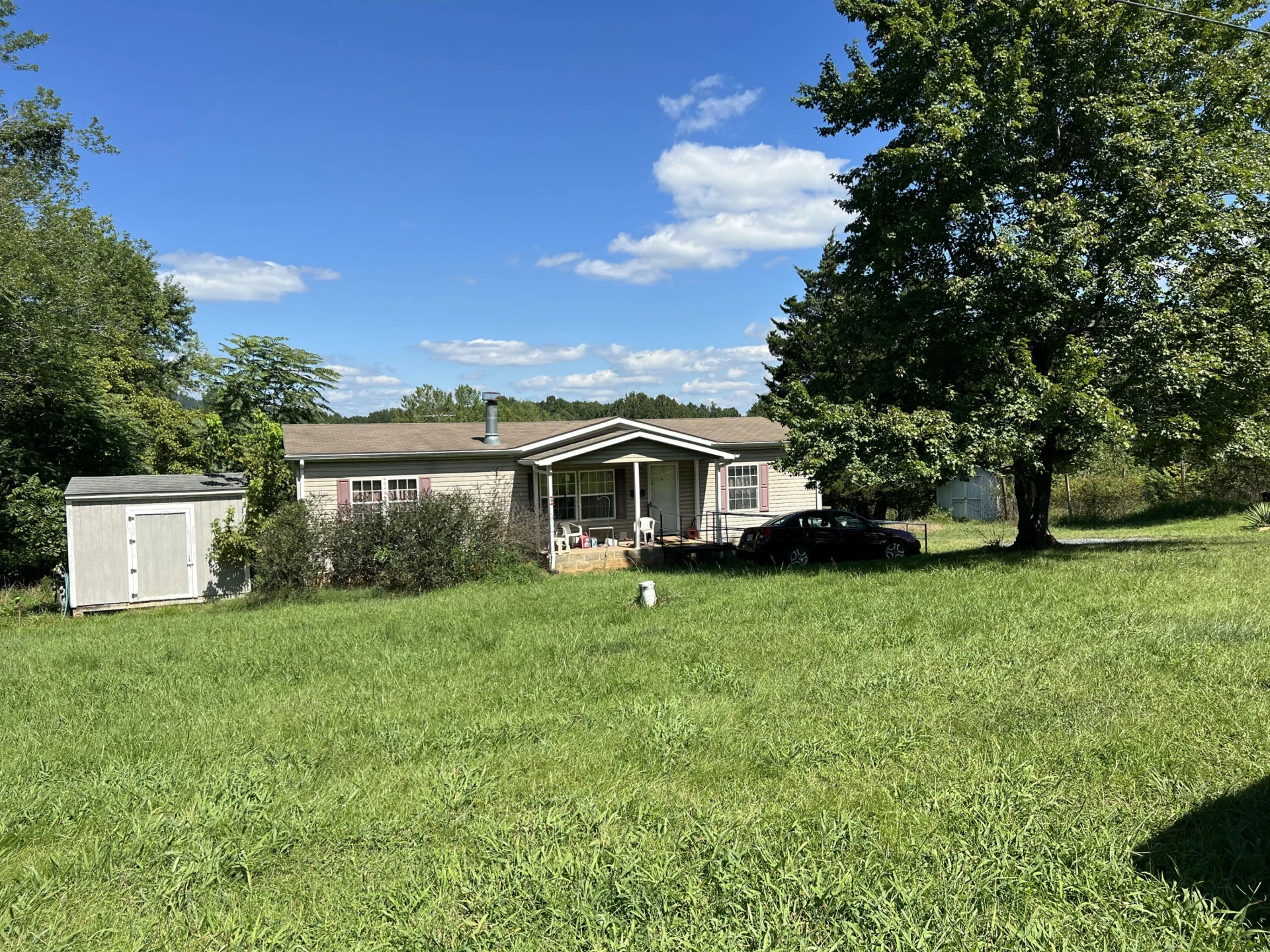101 Meadowcrest LN - Photo 3