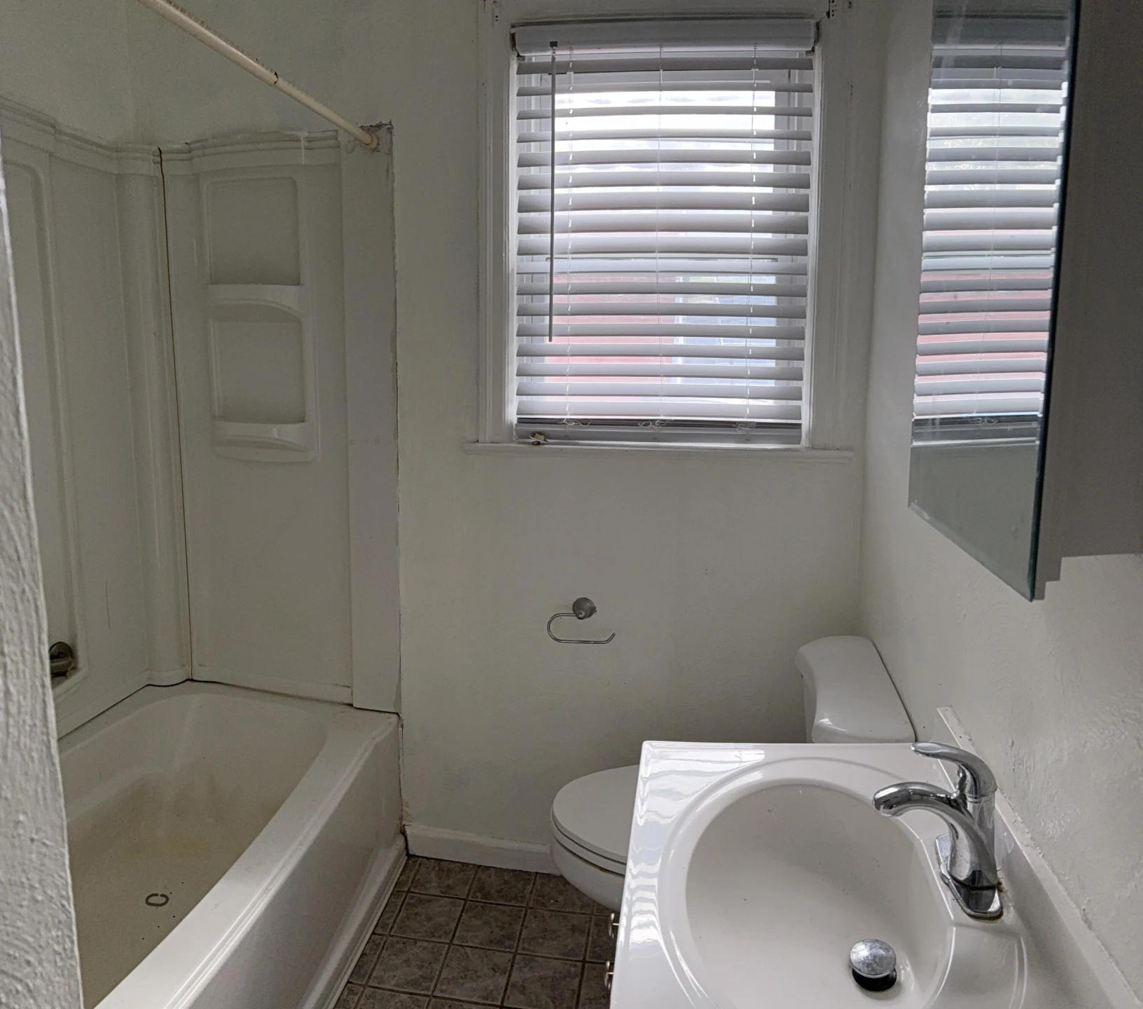 1321 Aspen ST NW - Photo 11