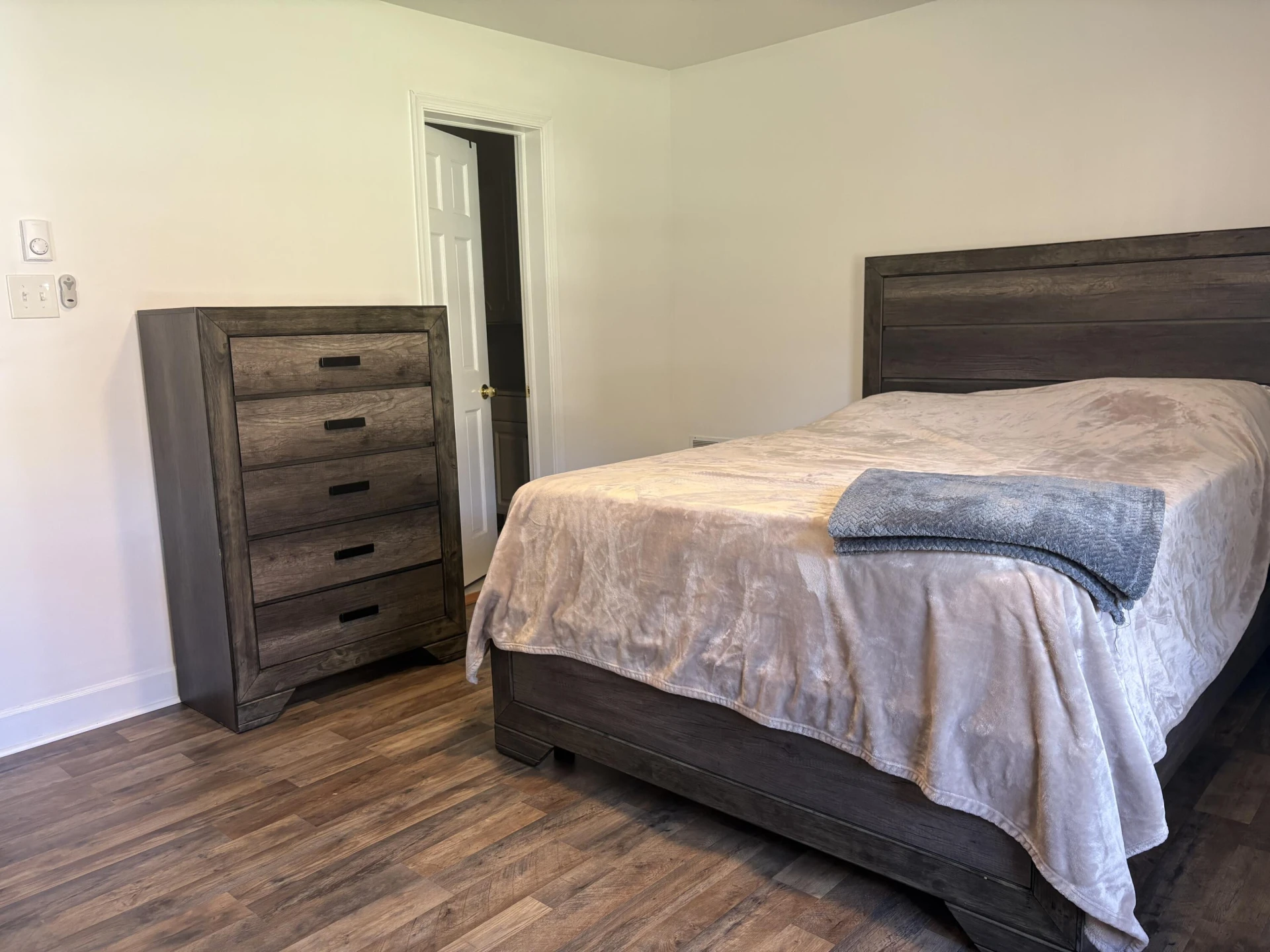 1407 Russell DR - Photo 14