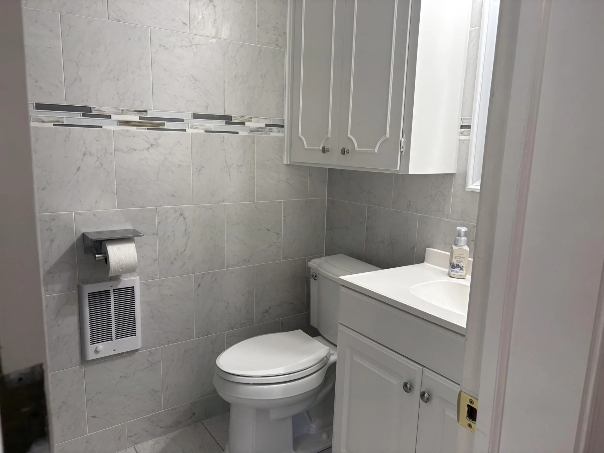 1407 Russell DR - Photo 15