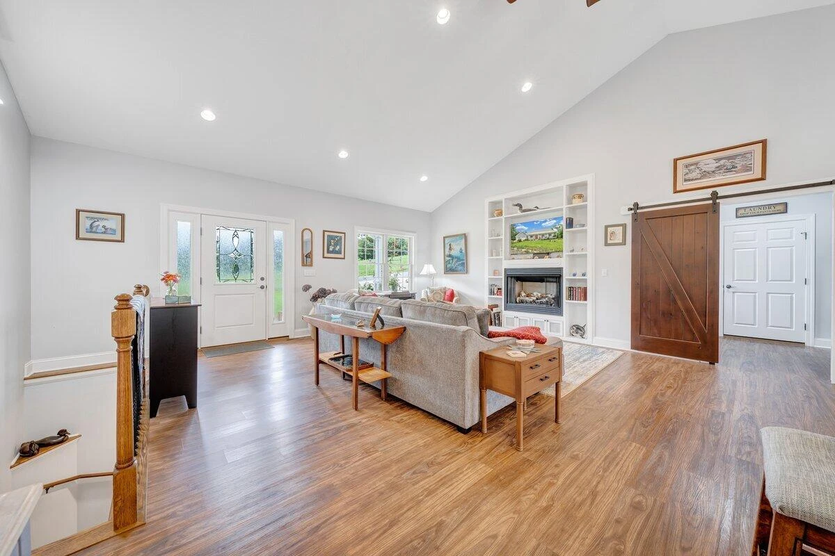 278 Woodwinds RD - Photo 13