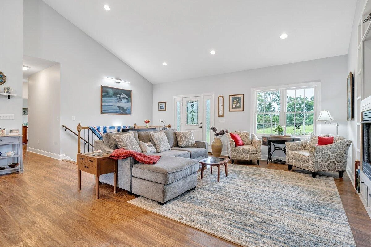 278 Woodwinds RD - Photo 16
