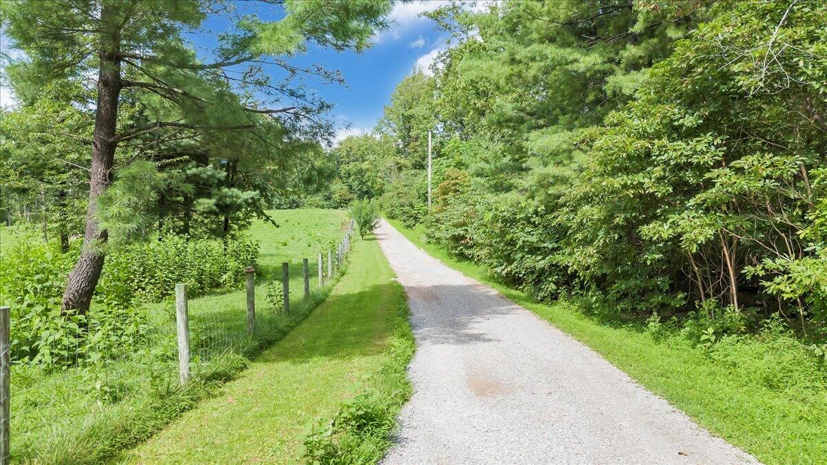 278 Woodwinds RD - Photo 67
