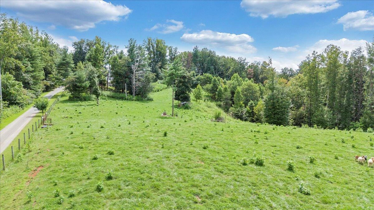278 Woodwinds RD - Photo 68