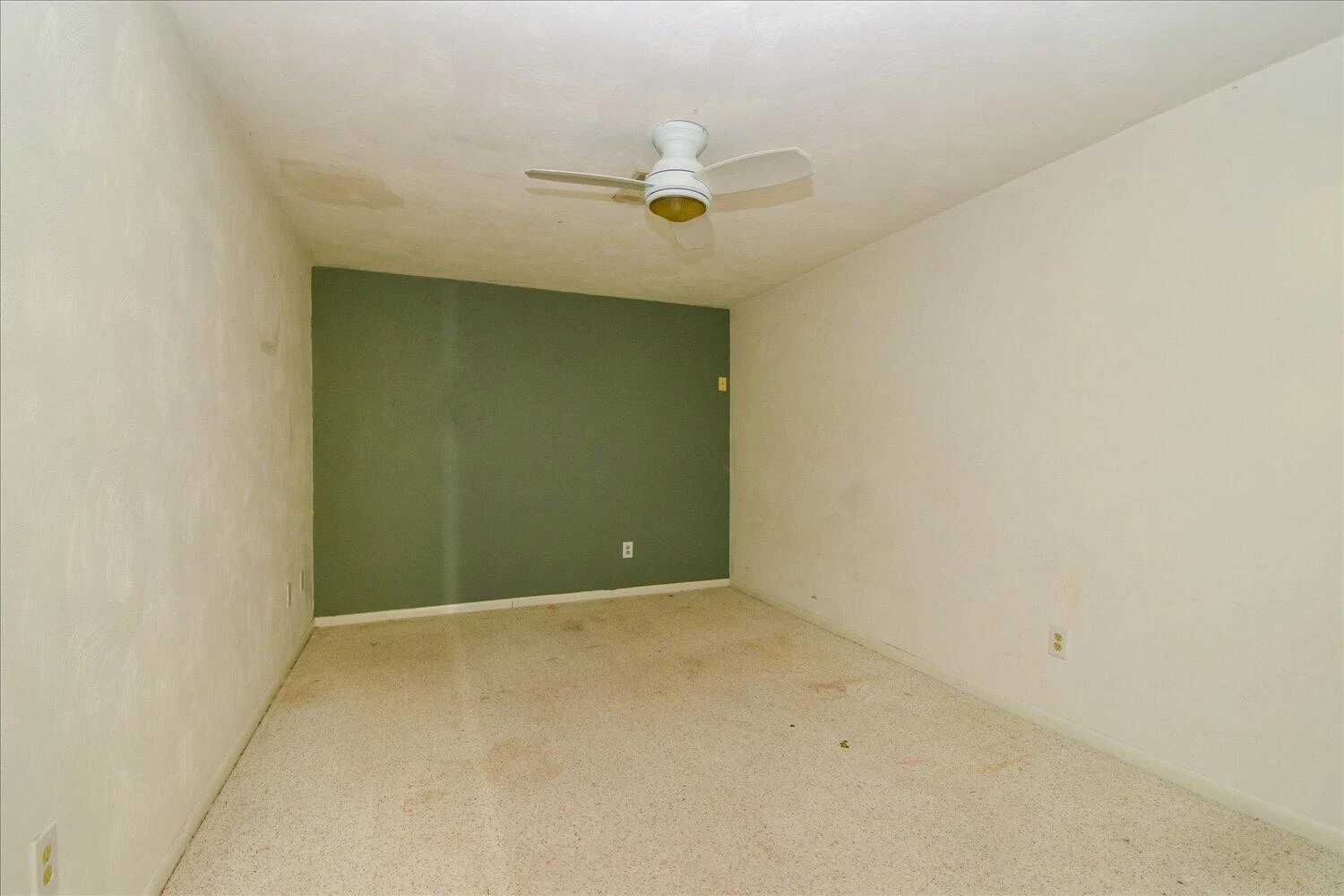 5359 Sundance RD - Photo 18