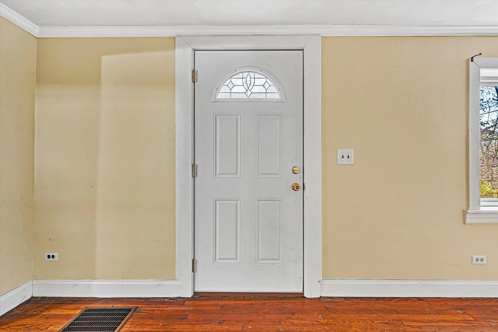4714 Tobey RD - Photo 2