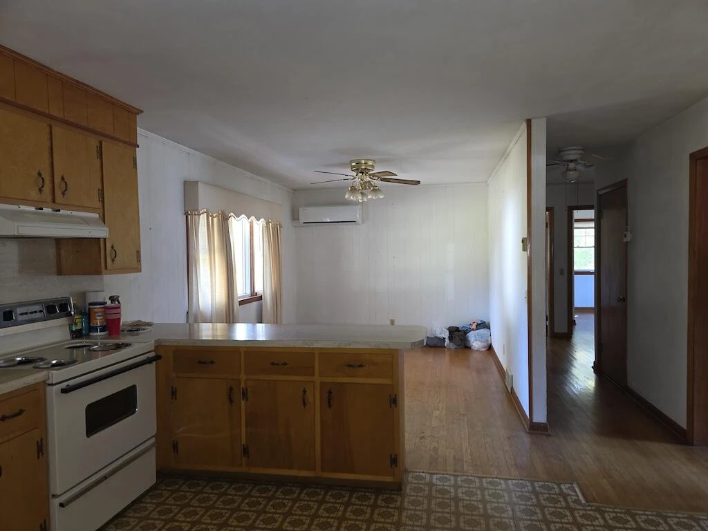 540 Bernard RD - Photo 13