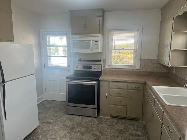288 Richardson DR - Photo 9
