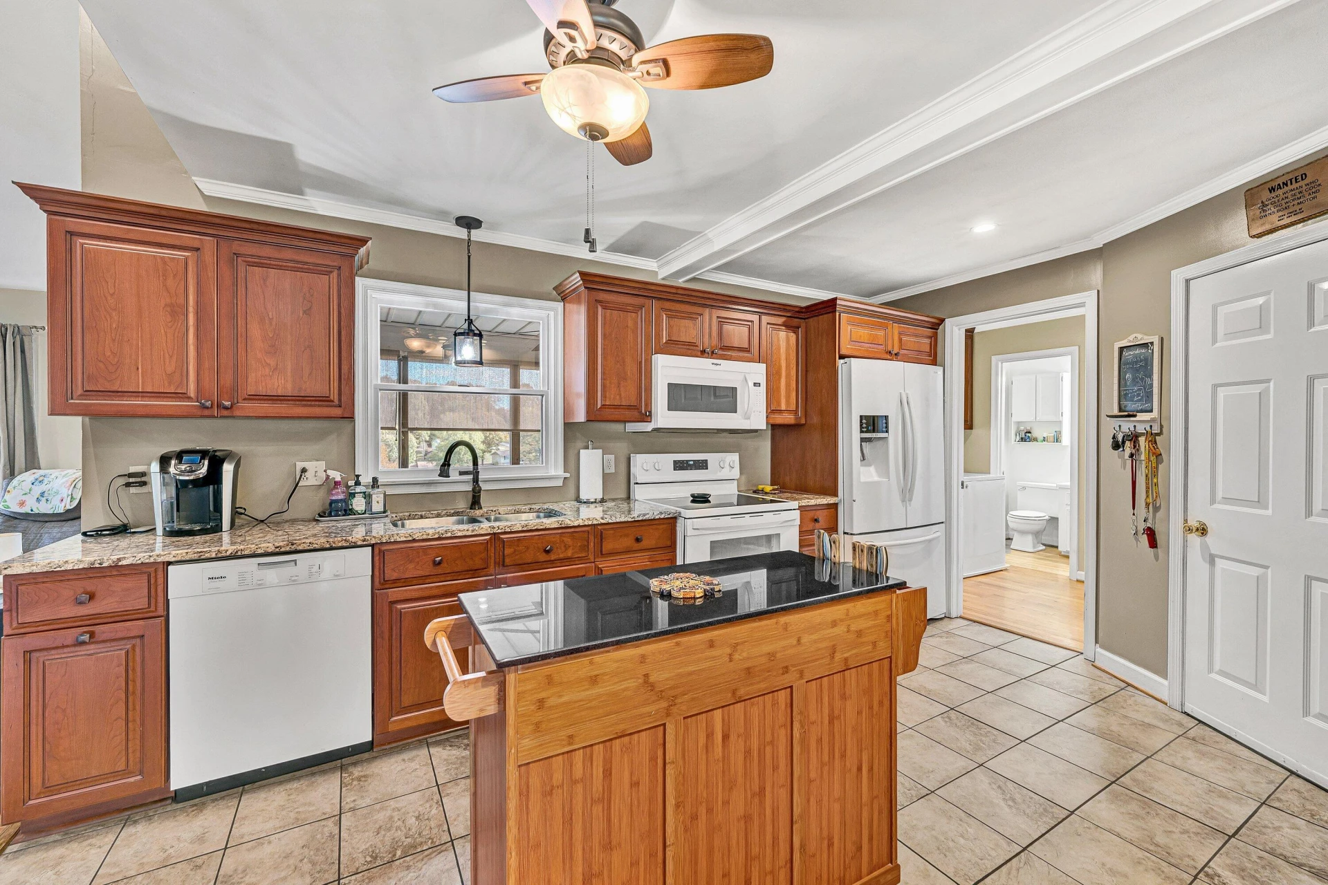 2228 Thomason LN - Photo 18