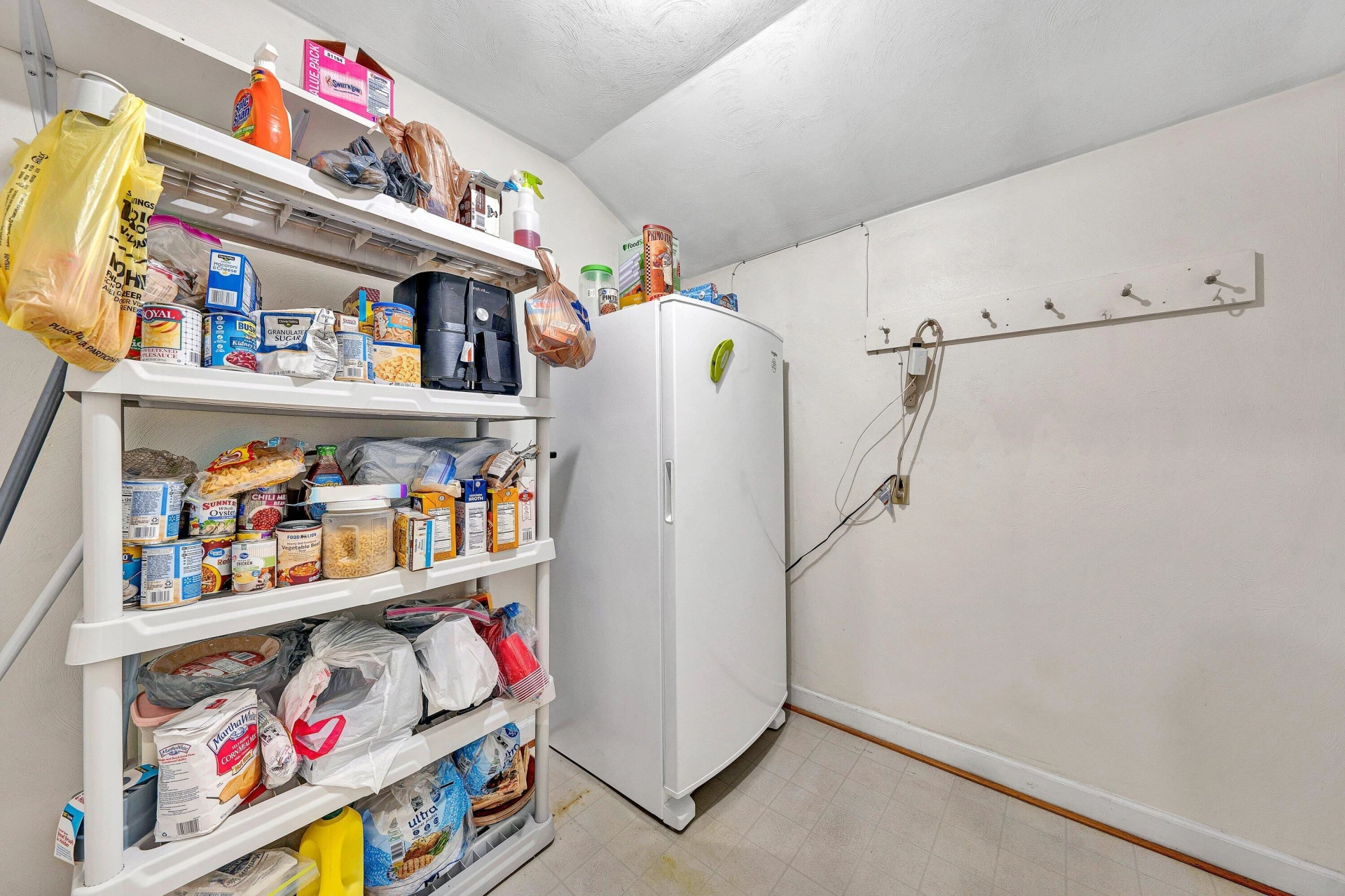 2228 Thomason LN - Photo 22