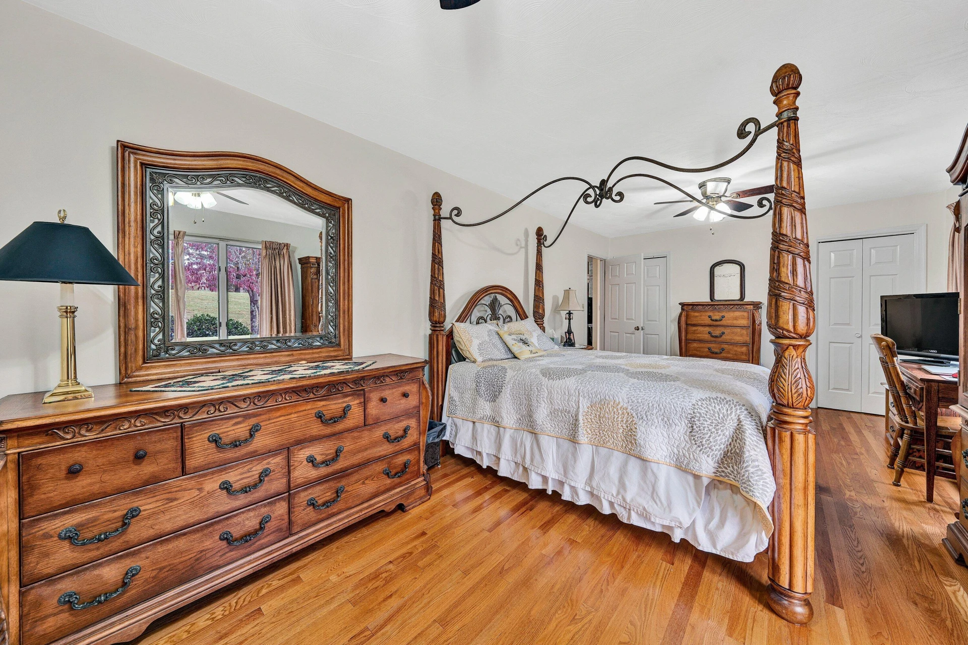 2228 Thomason LN - Photo 33