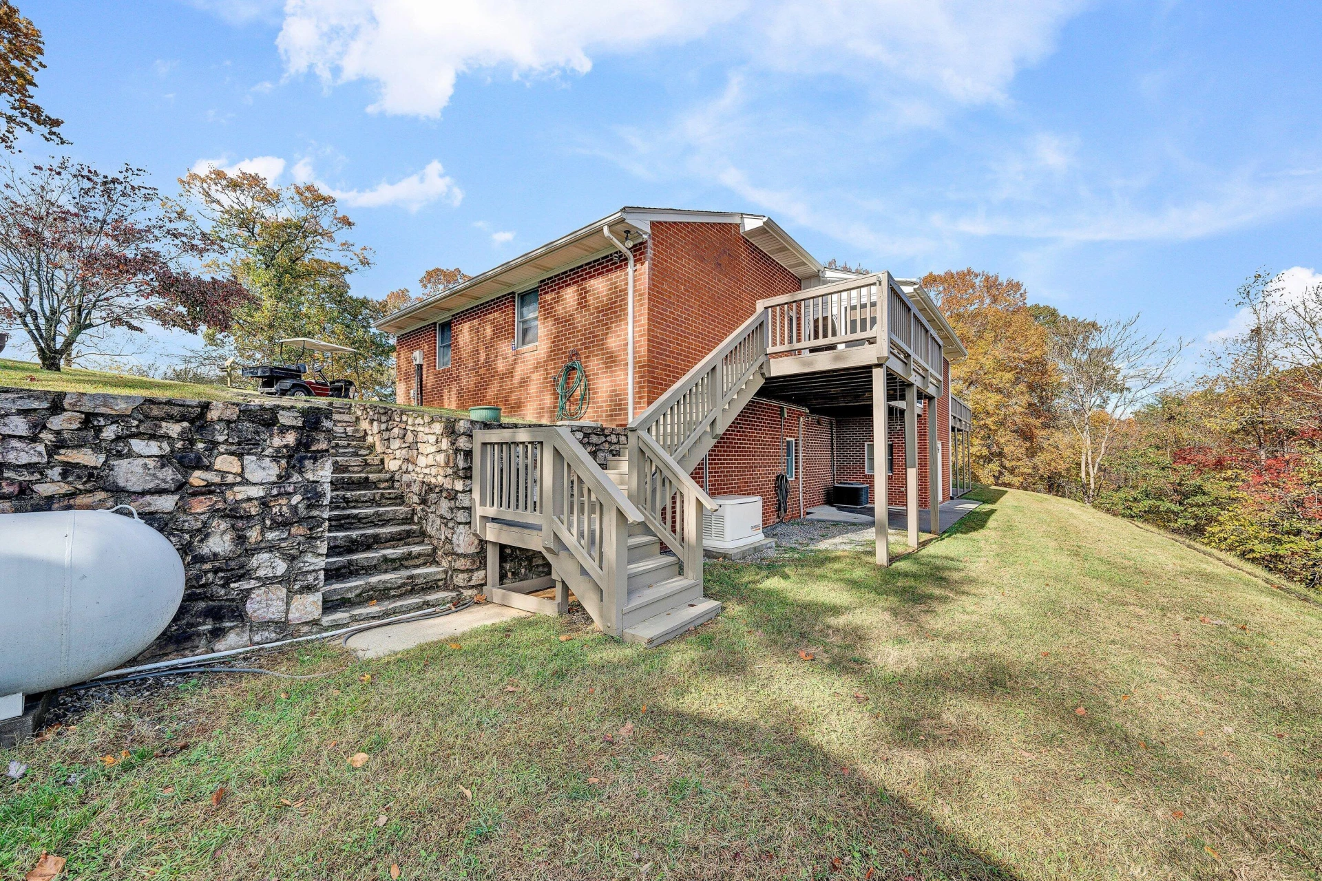 2228 Thomason LN - Photo 46