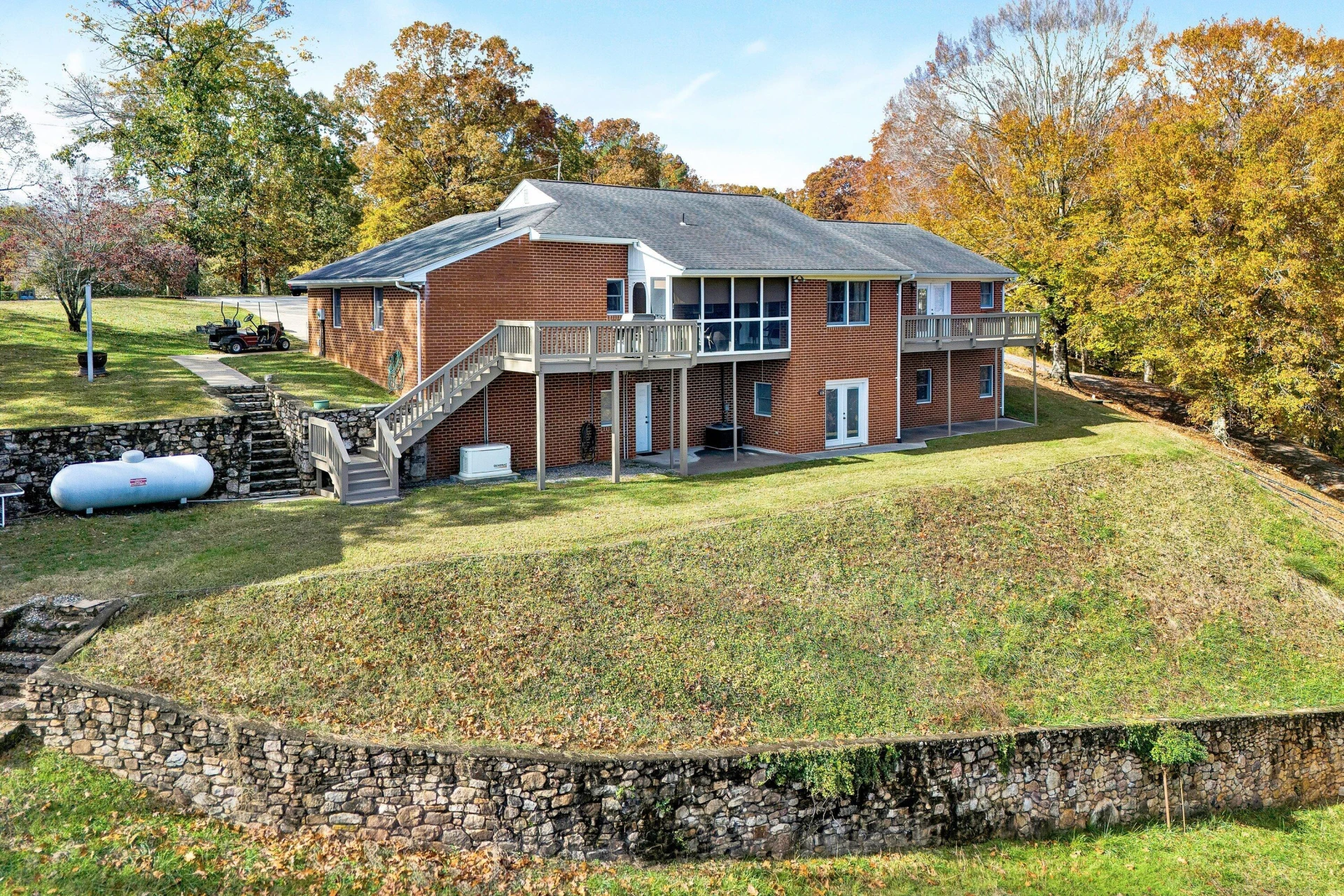 2228 Thomason LN - Photo 47