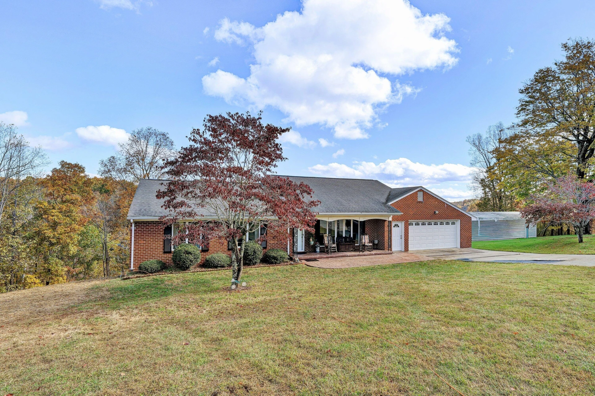 2228 Thomason LN - Photo 6