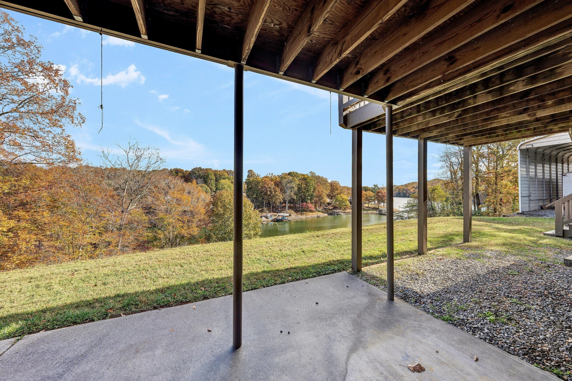 2228 Thomason LN - Photo 51