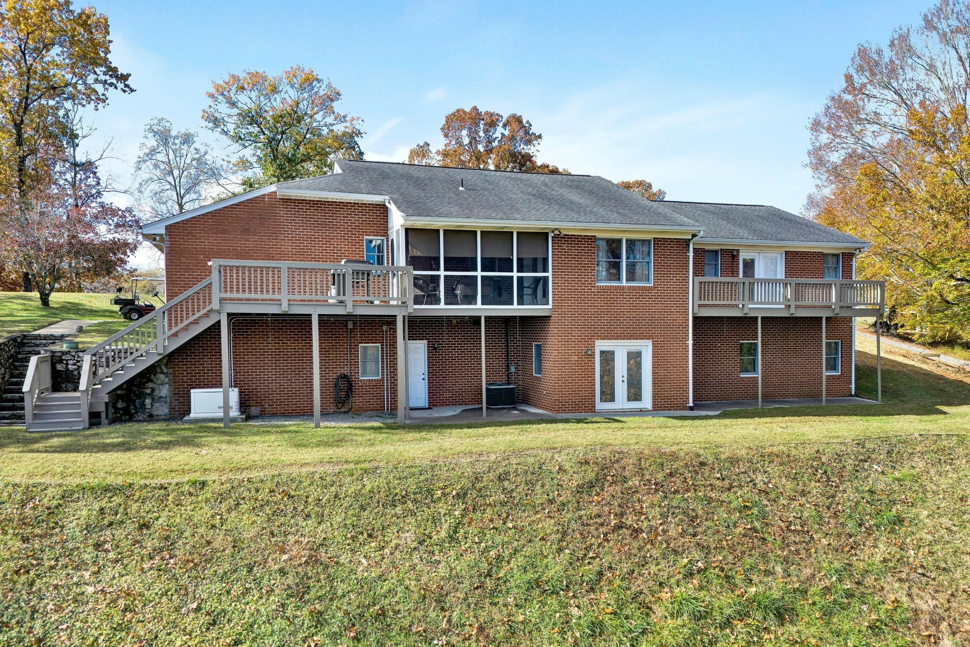 2228 Thomason LN - Photo 10