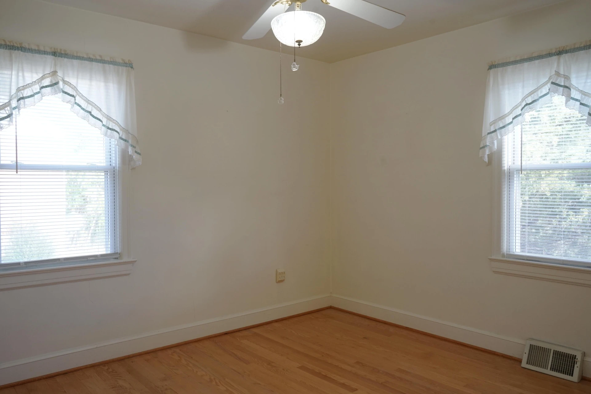 3652 Martinell AVE - Photo 20