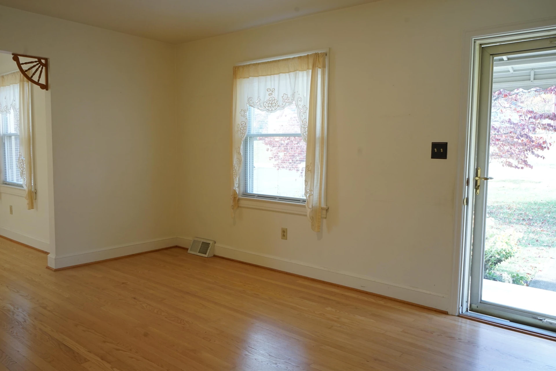 3652 Martinell AVE - Photo 6