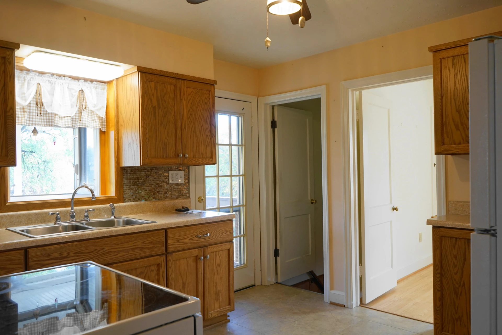 3652 Martinell AVE - Photo 9