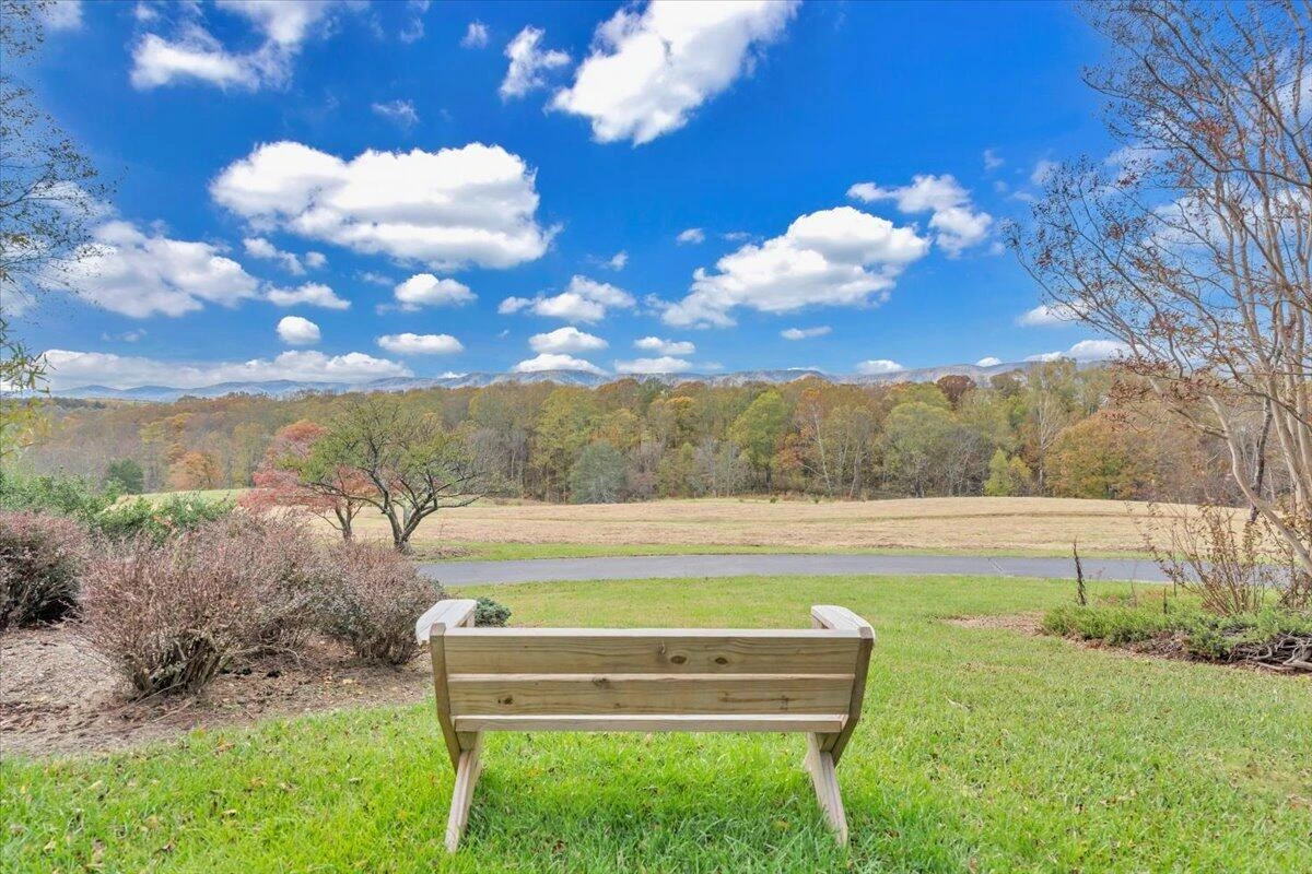 715 Rockland RD - Photo 77