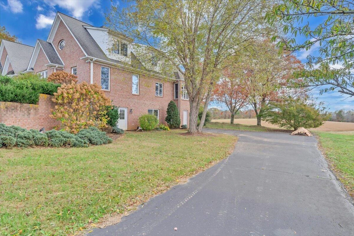 715 Rockland RD - Photo 78