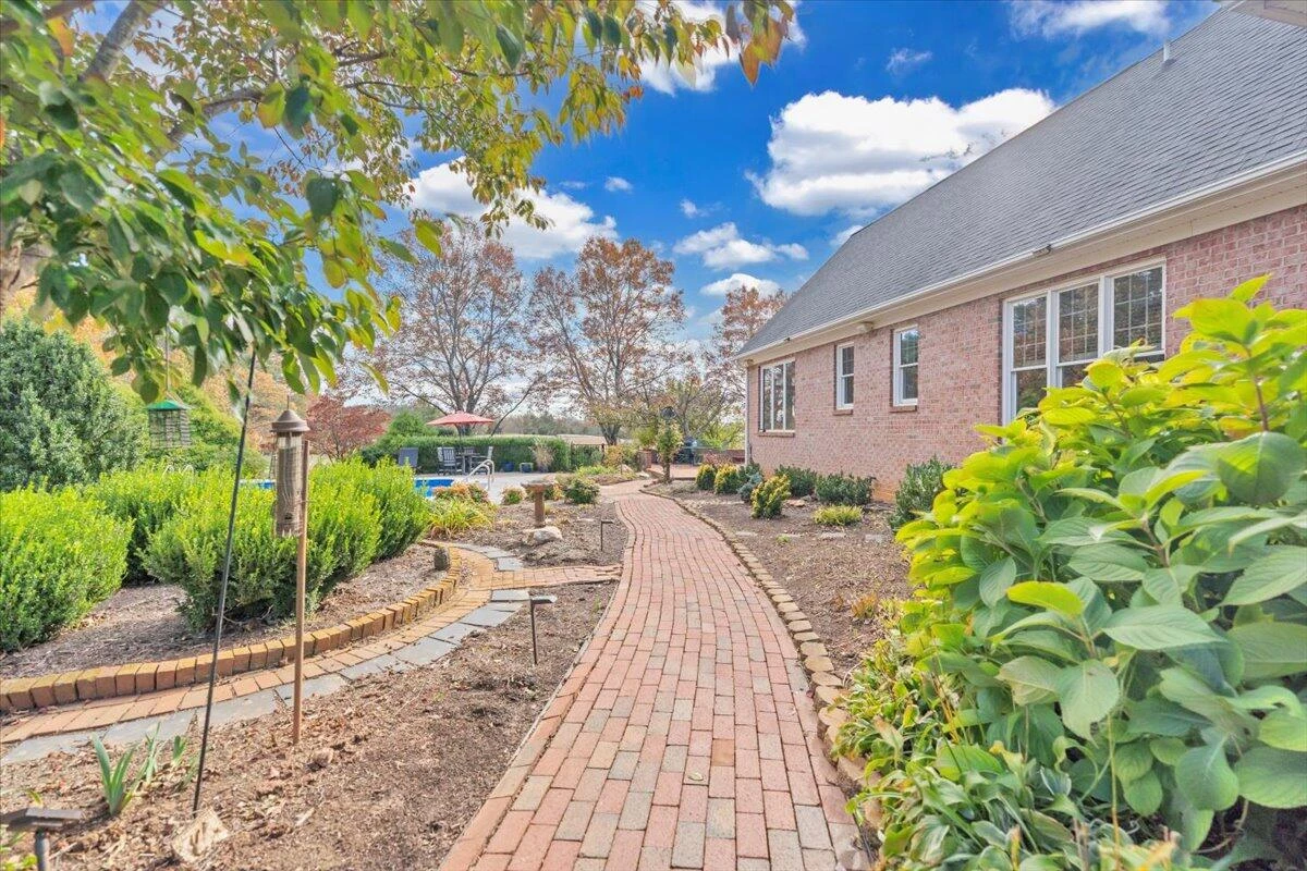 715 Rockland RD - Photo 87