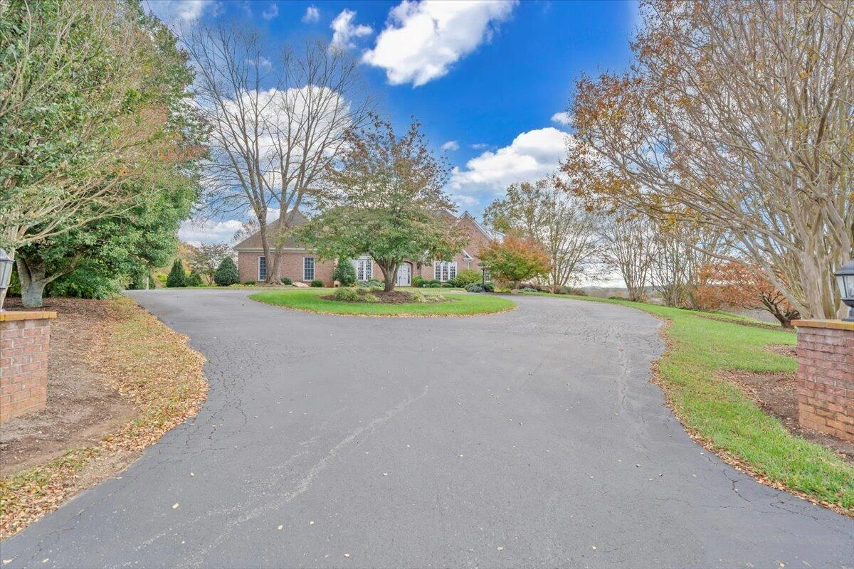 715 Rockland RD - Photo 89