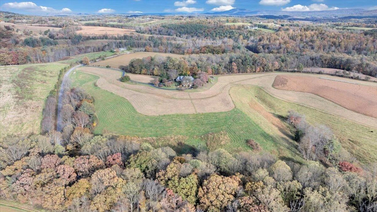 715 Rockland RD - Photo 93
