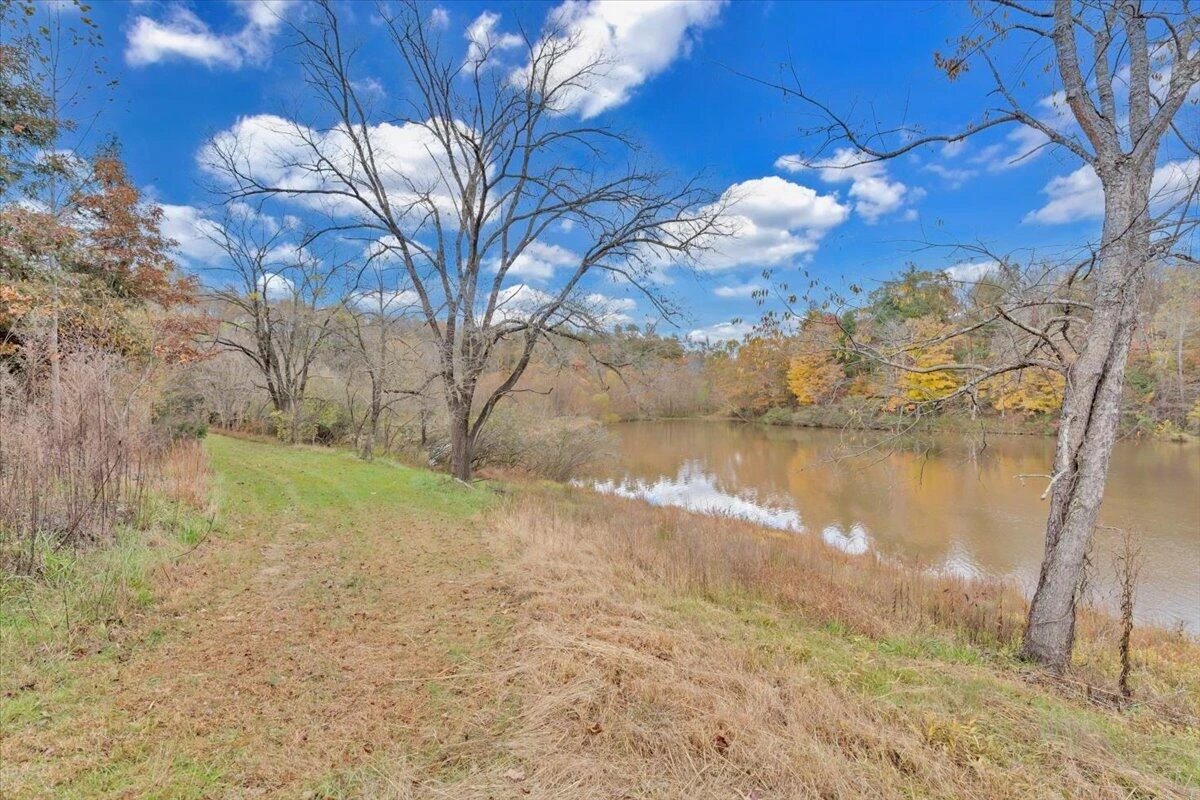 715 Rockland RD - Photo 98