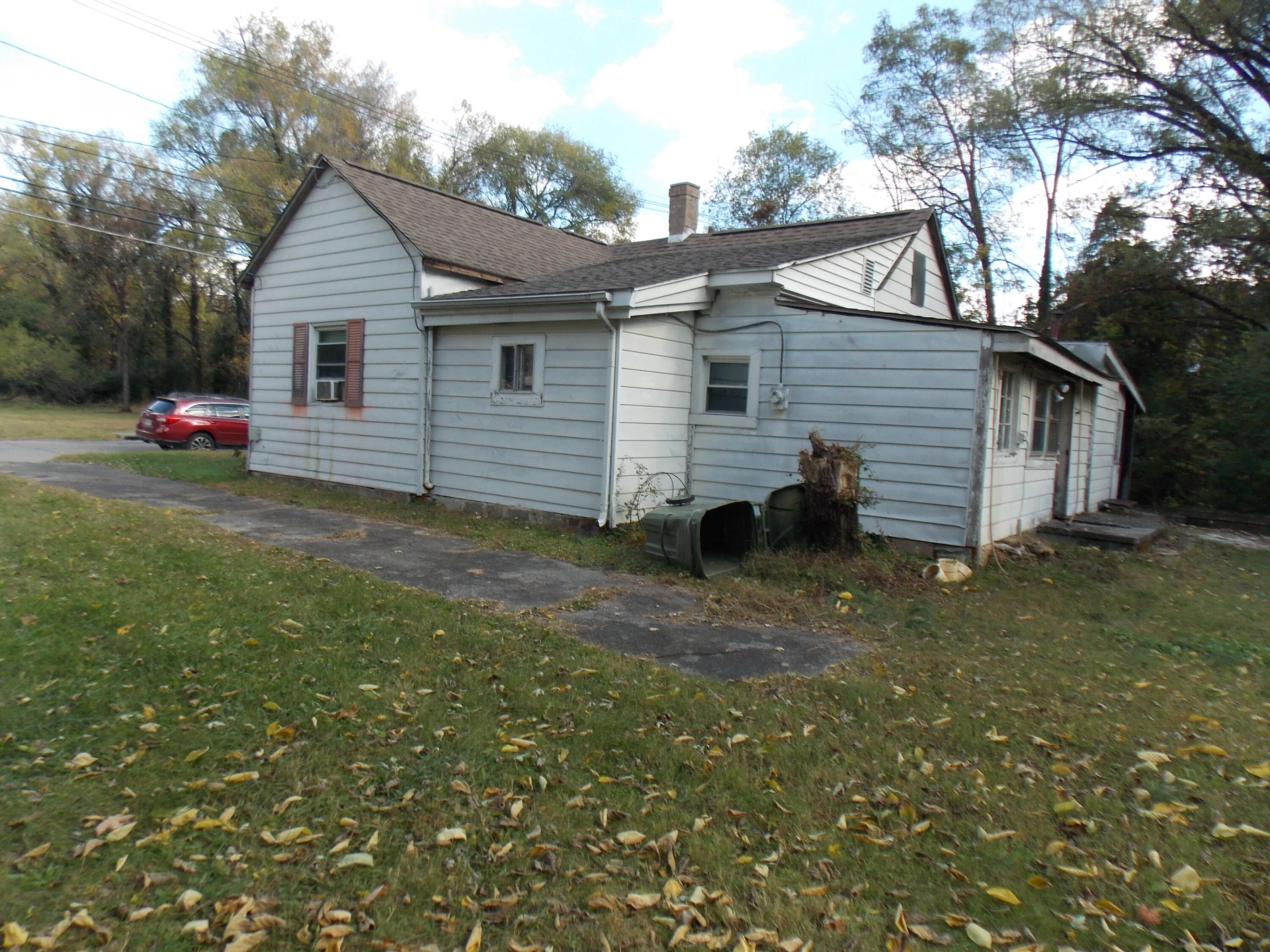 304 W Burwell ST - Photo 3