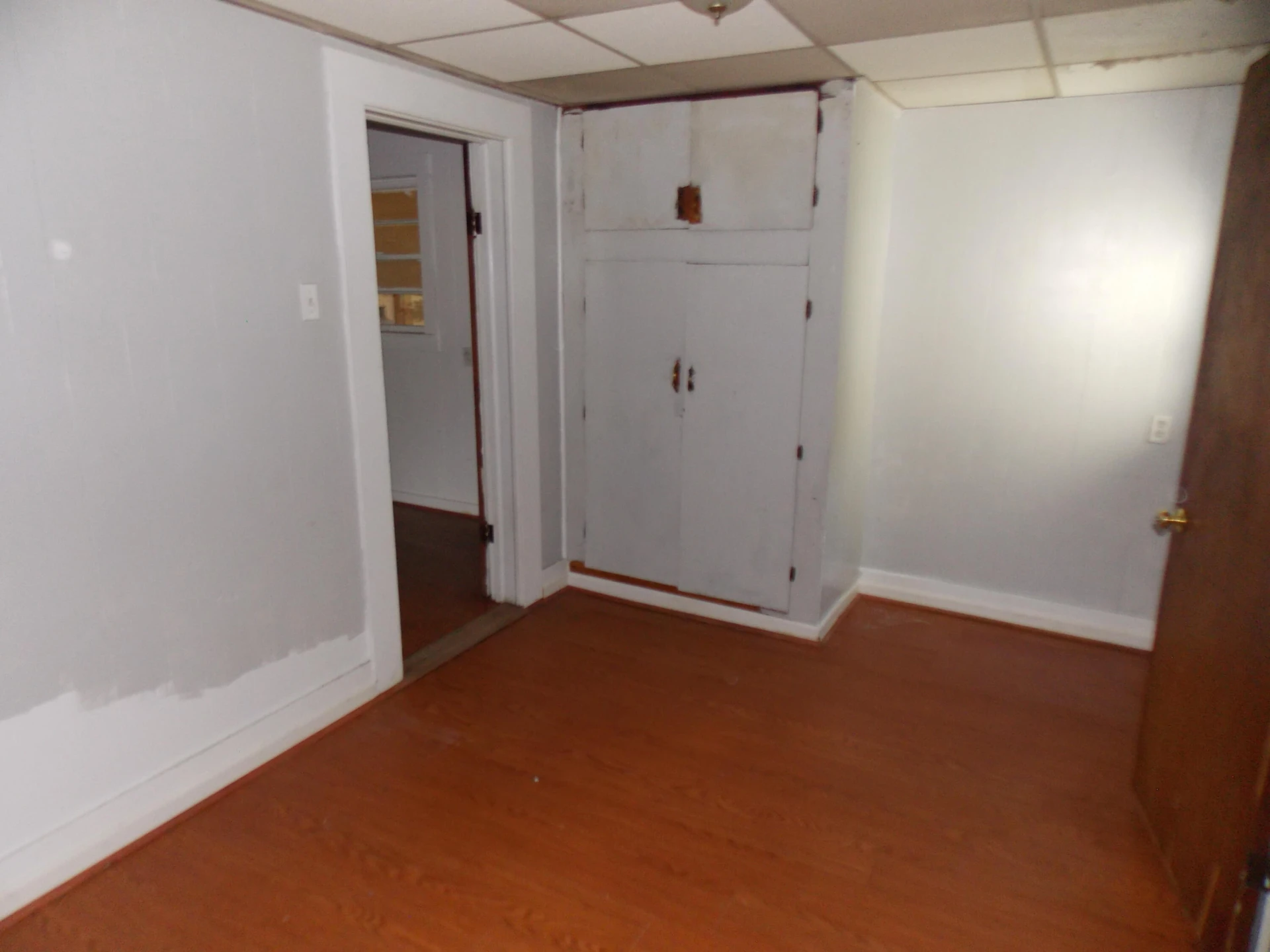 304 W Burwell ST - Photo 8