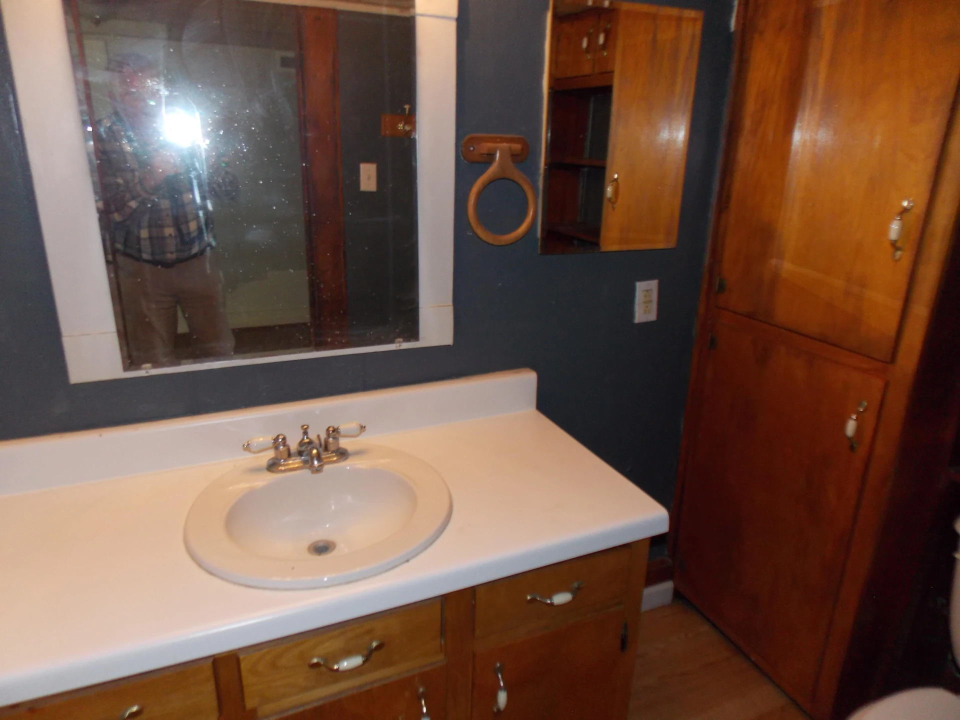 304 W Burwell ST - Photo 9
