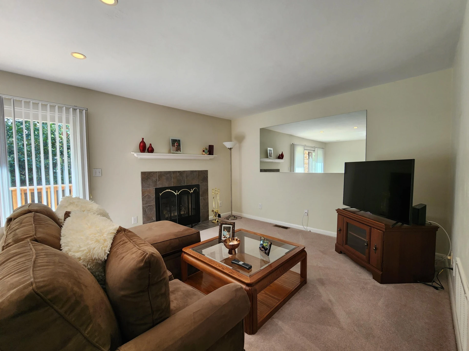 3556 Londonderry LN - Photo 4