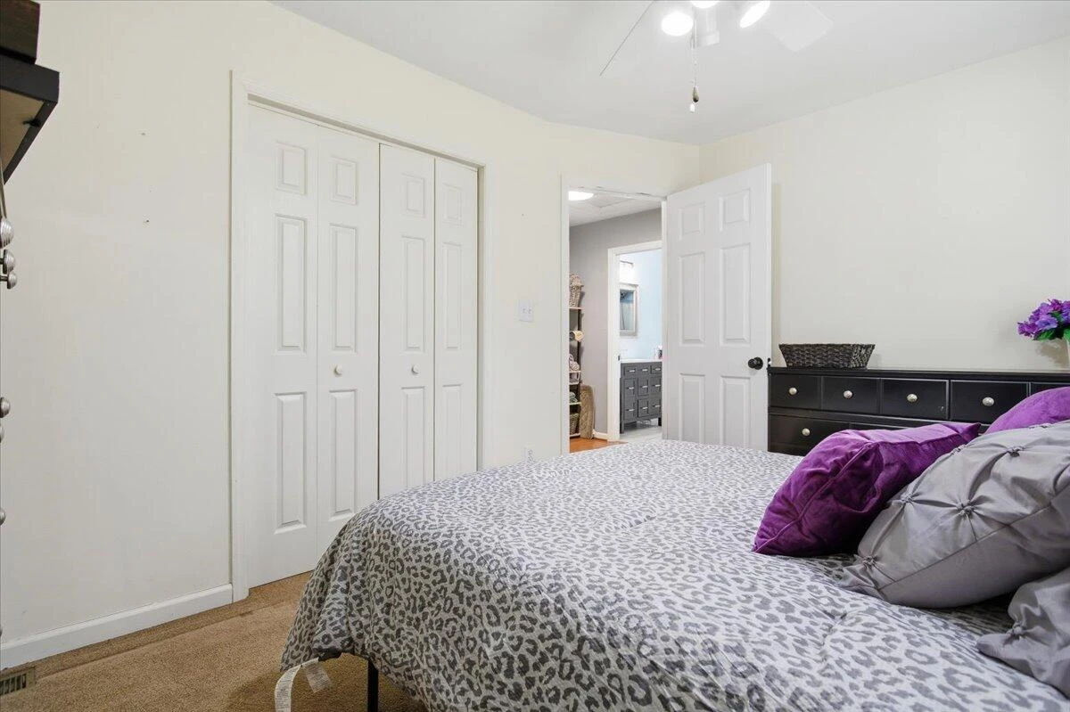 260 Leaning Oak RD - Photo 10