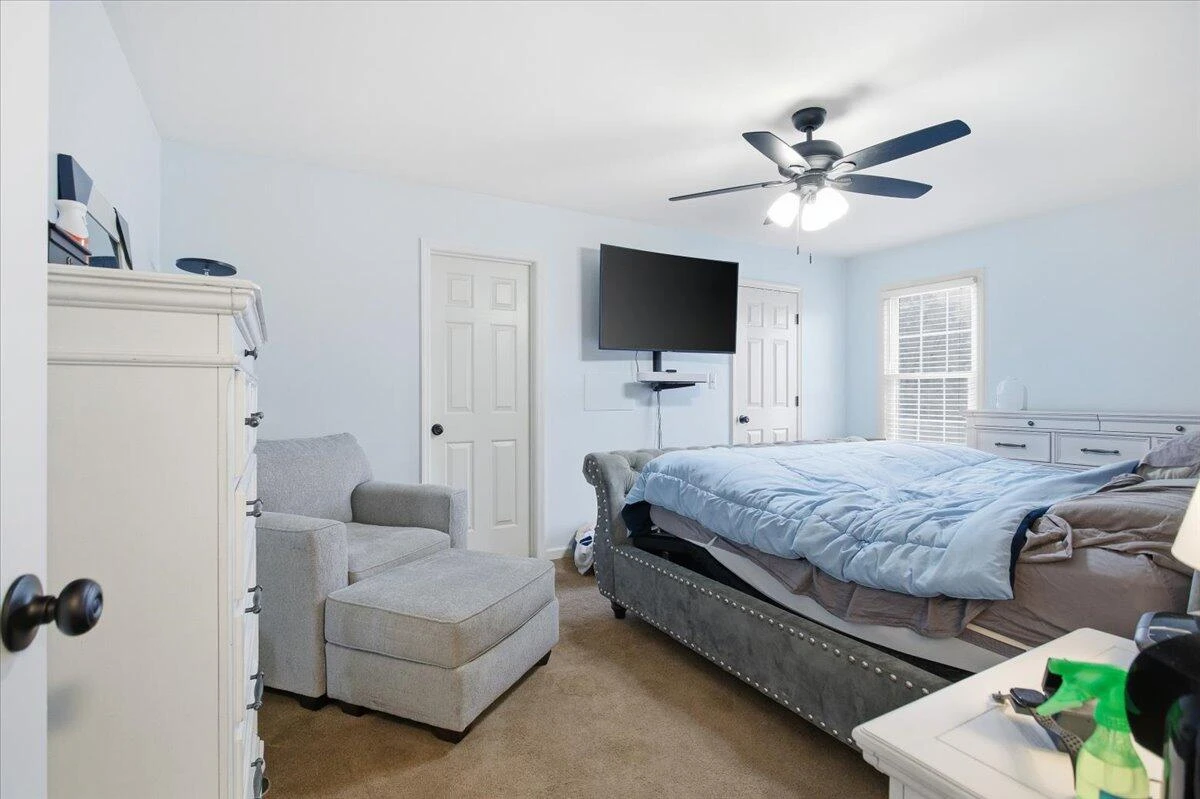 260 Leaning Oak RD - Photo 11