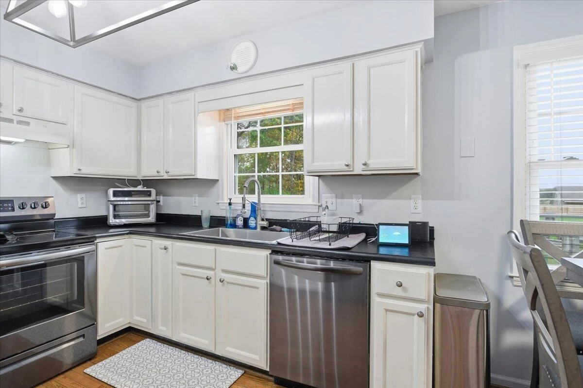 260 Leaning Oak RD - Photo 17