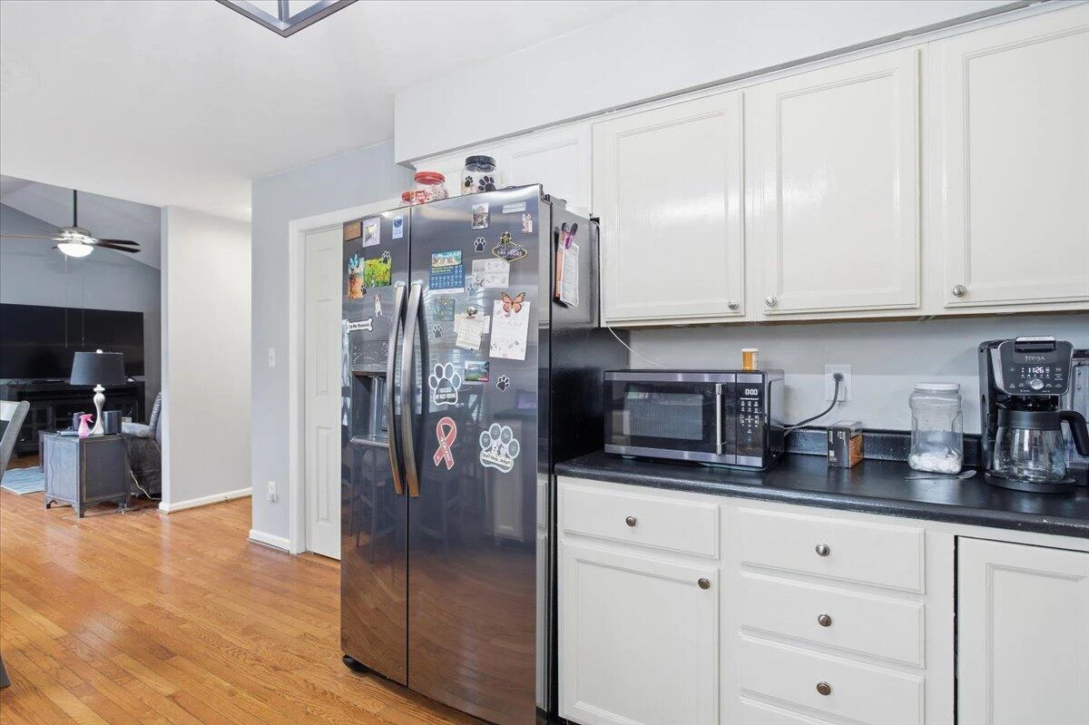 260 Leaning Oak RD - Photo 18