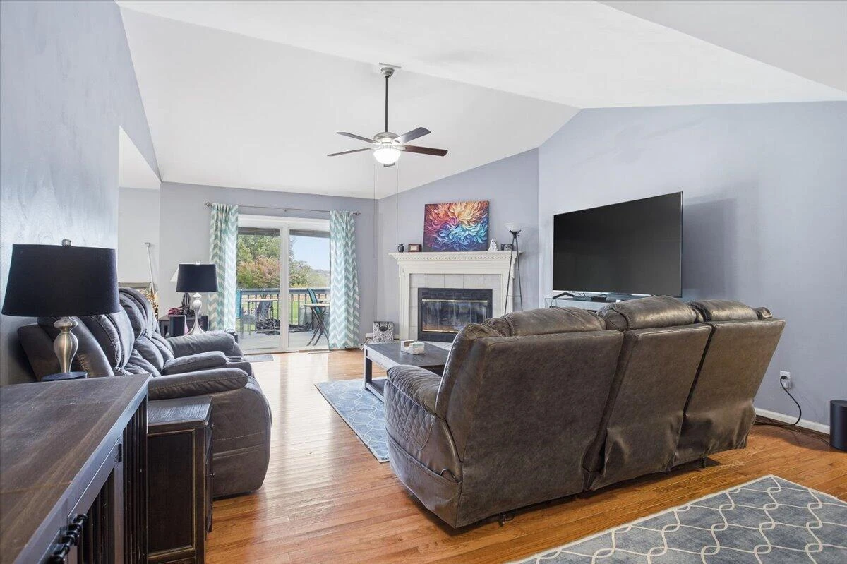 260 Leaning Oak RD - Photo 5