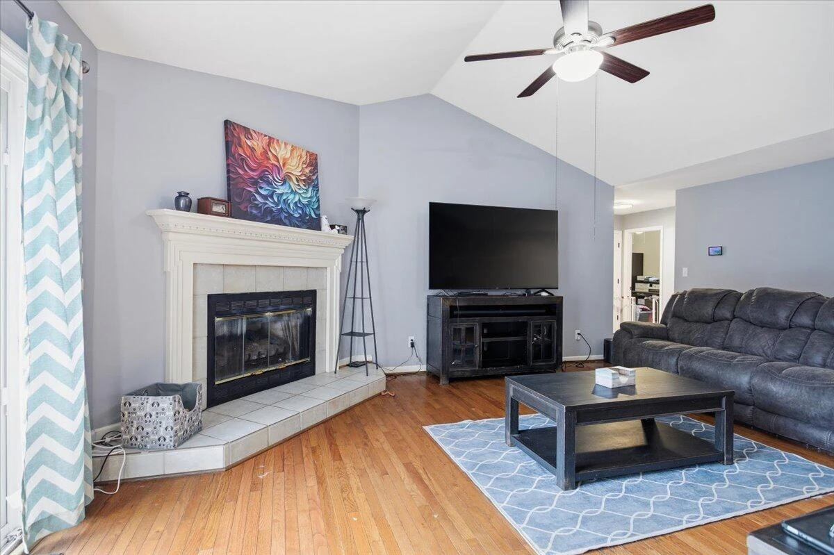 260 Leaning Oak RD - Photo 6
