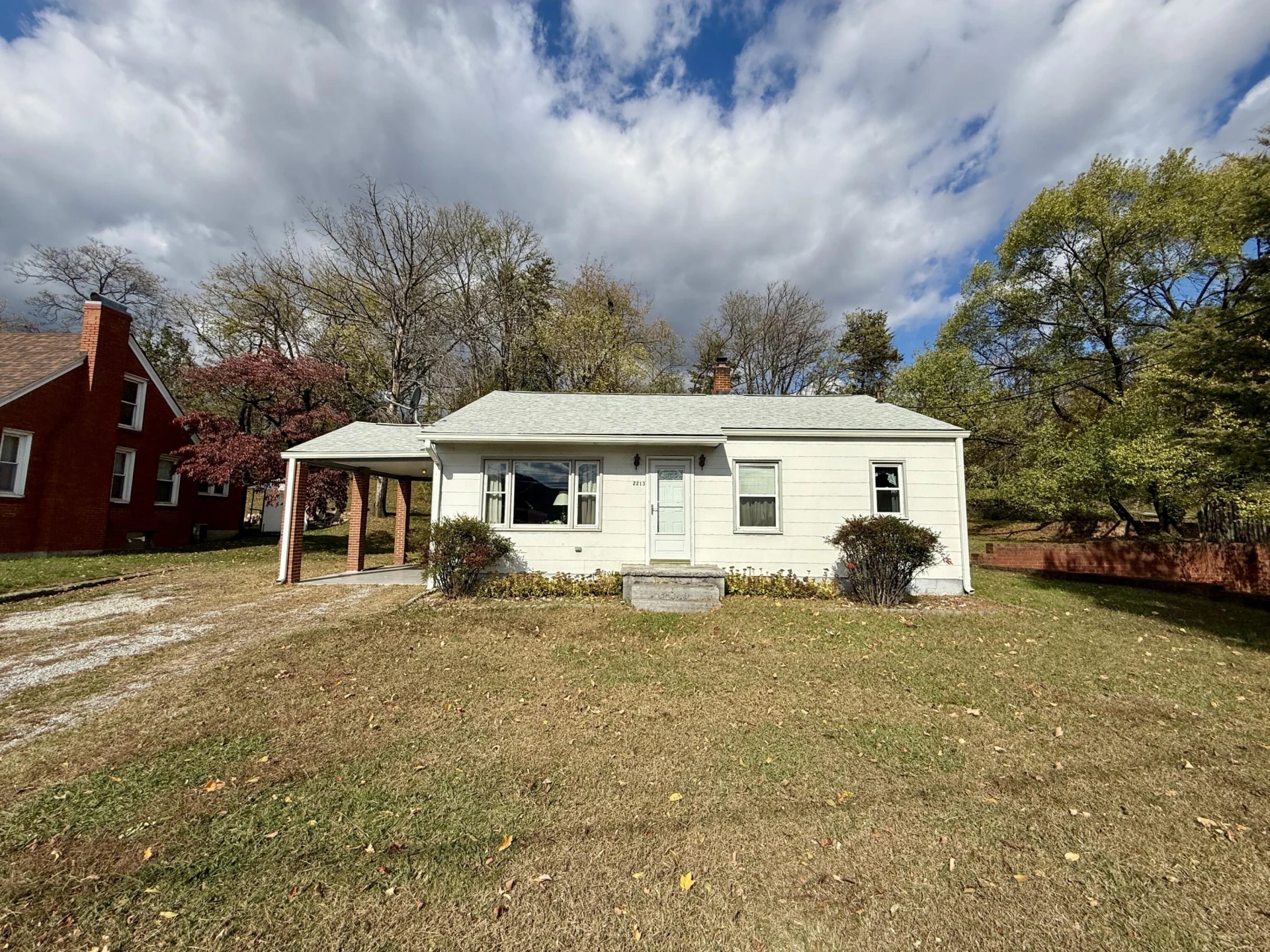 2213 W Main ST