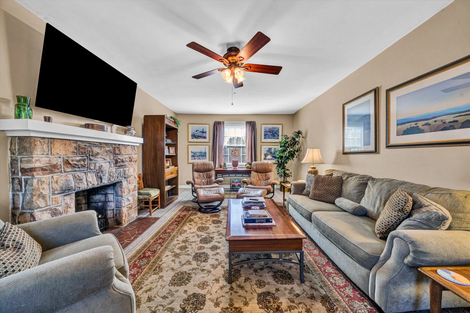 2907 Huntington BLVD NW - Photo 7