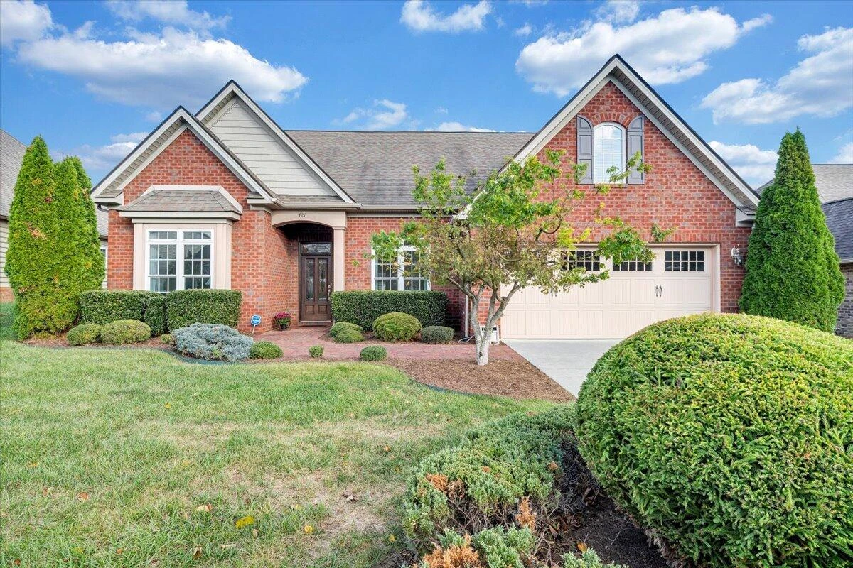 421 DEER RUN CIR