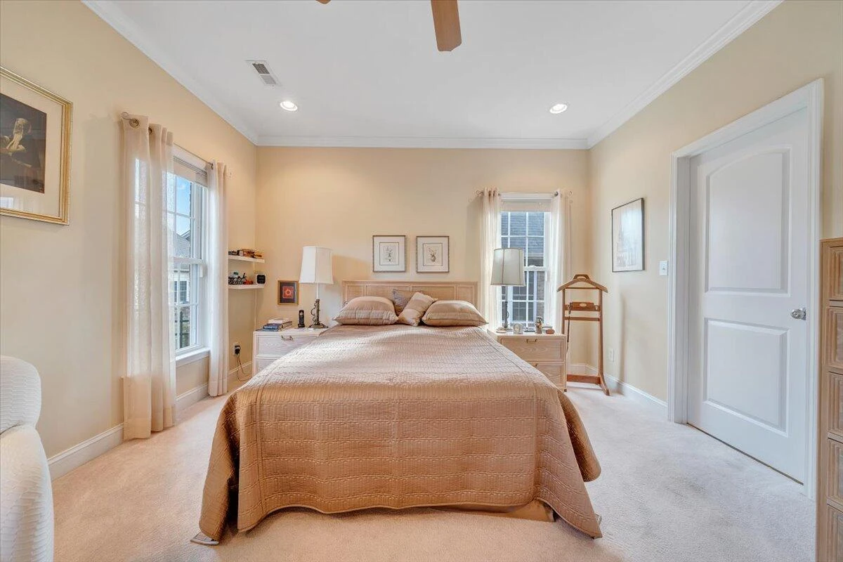 421 DEER RUN CIR - Photo 19