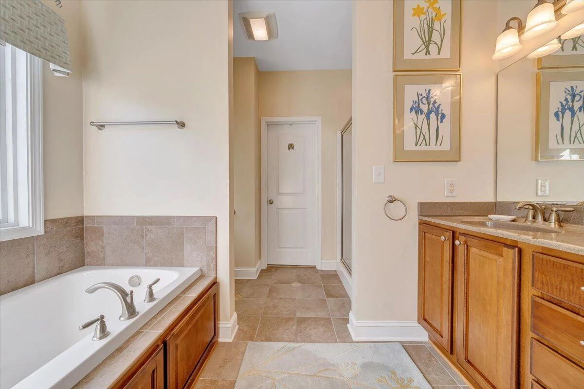 421 DEER RUN CIR - Photo 21