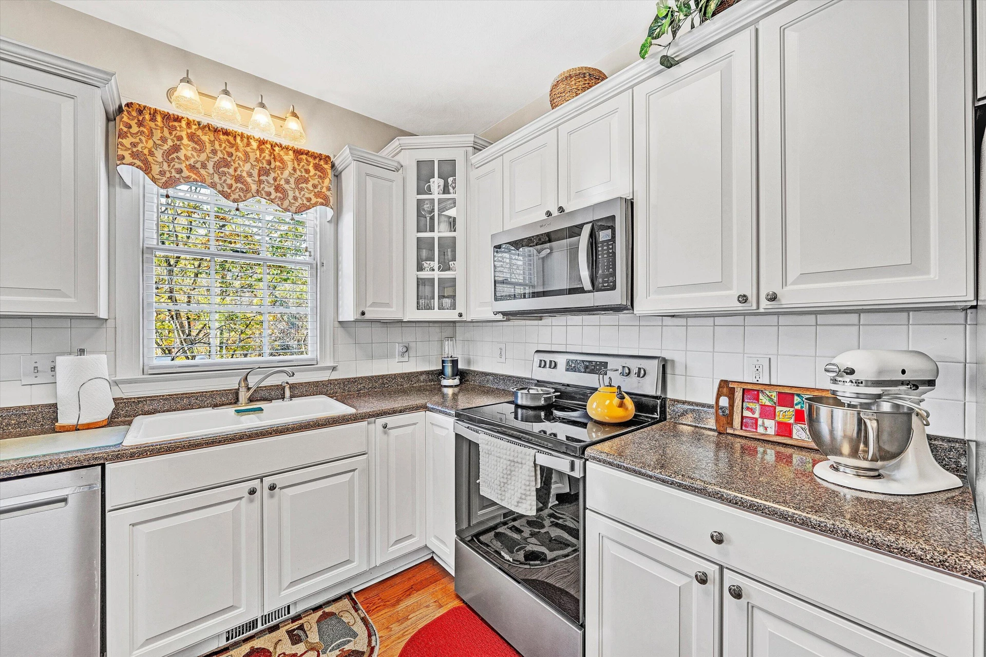 7532 Autumn Park DR - Photo 21