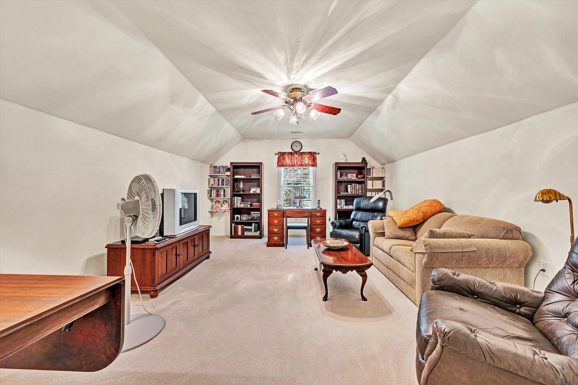 7532 Autumn Park DR - Photo 39