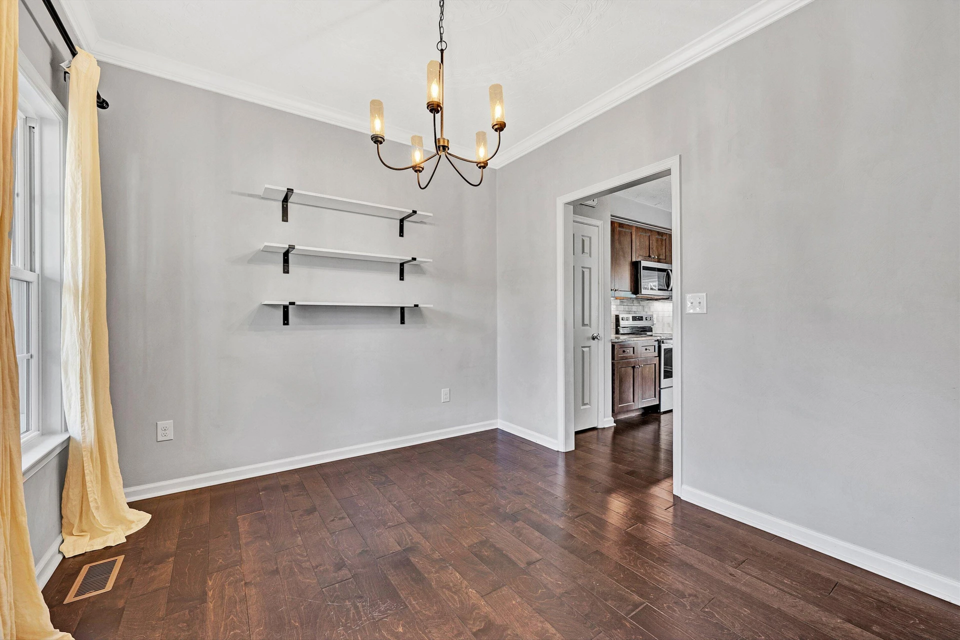 1404 Commonwealth DR - Photo 10