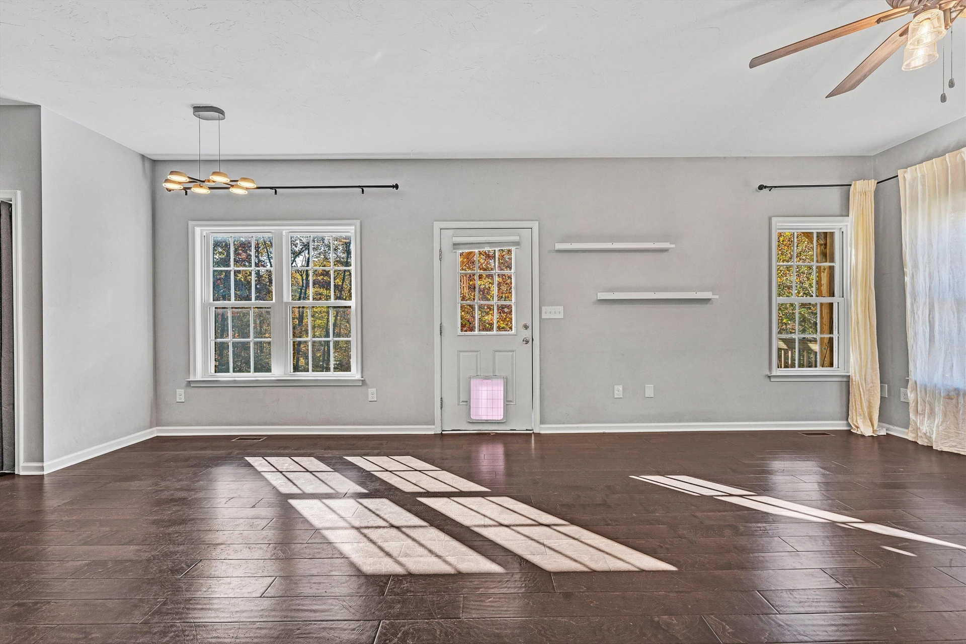 1404 Commonwealth DR - Photo 20